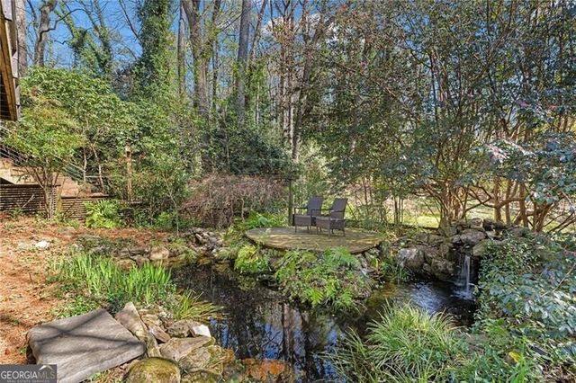 374 Londonberry Road, Atlanta, GA 30327