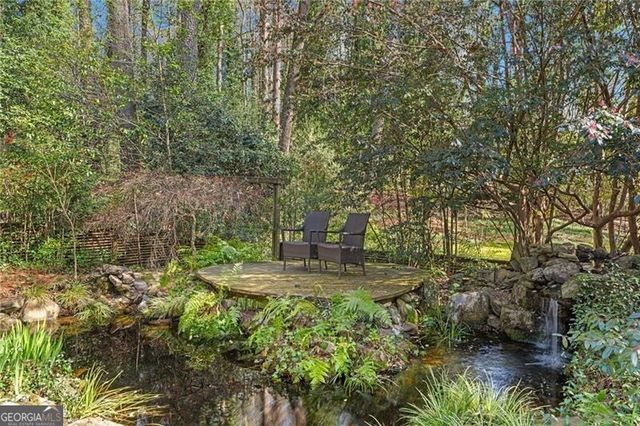 374 Londonberry Road, Atlanta, GA 30327