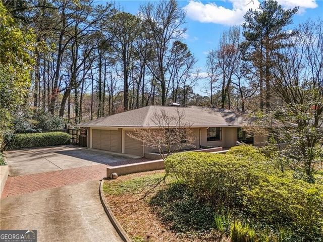 374 Londonberry Road, Atlanta, GA 30327