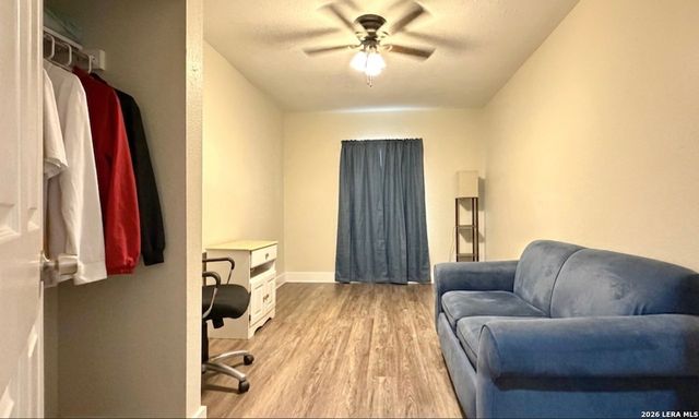 5935 MISTY LAKE ST, San Antonio, TX 78222