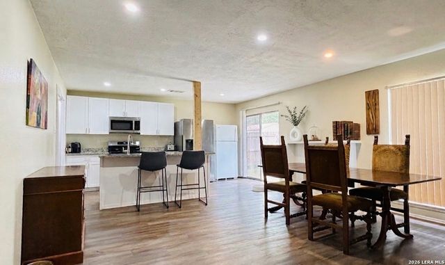 5935 MISTY LAKE ST, San Antonio, TX 78222