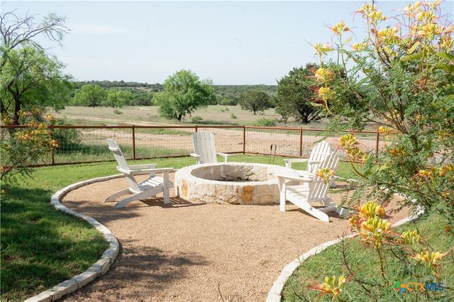 19348 N US Highway 281, Lampasas, TX 76550