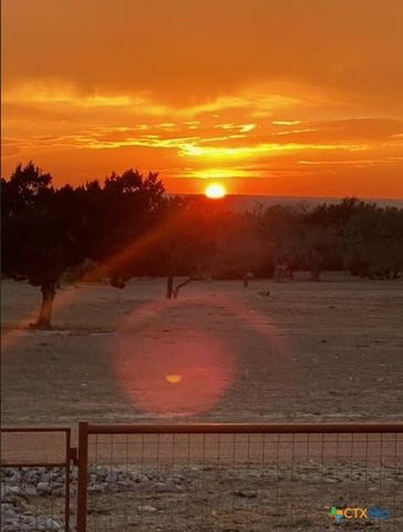 19348 N US Highway 281, Lampasas, TX 76550