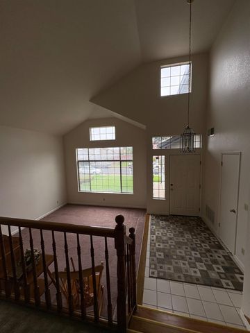 2881 Perez Ct, West Sacramento, CA 95691