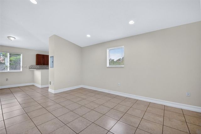 2721 SE 12th Pl 206, Homestead, FL 33035