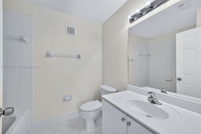 2721 SE 12th Pl 206, Homestead, FL 33035