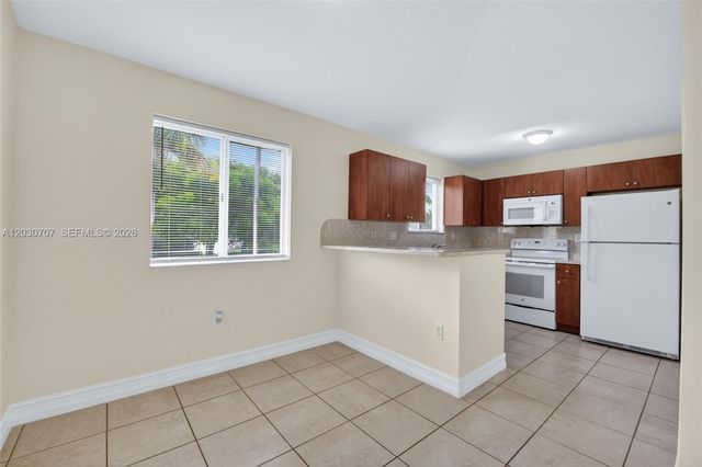 2721 SE 12th Pl 206, Homestead, FL 33035