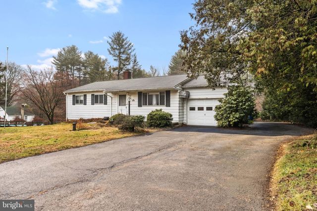 215 LANDENBERG RD, Landenberg, PA 19350