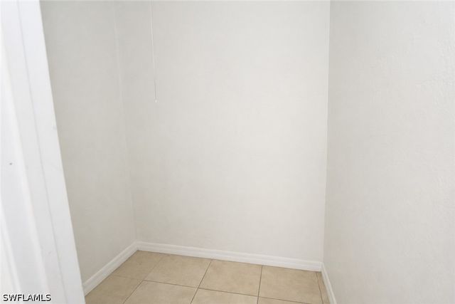 2828 Jackson ST C5, Fort Myers, FL 33901