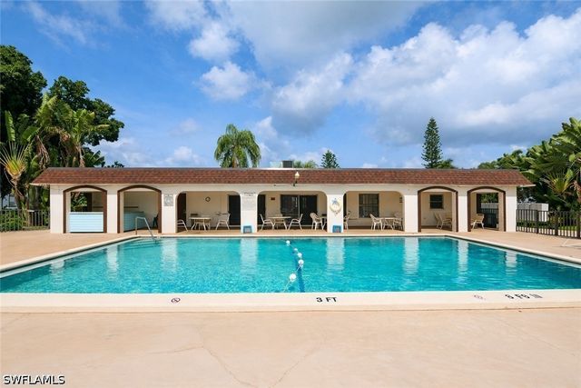 2828 Jackson ST C5, Fort Myers, FL 33901