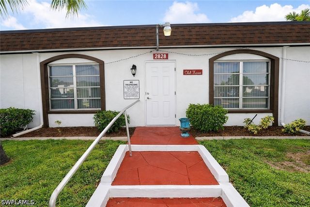 2828 Jackson ST C5, Fort Myers, FL 33901