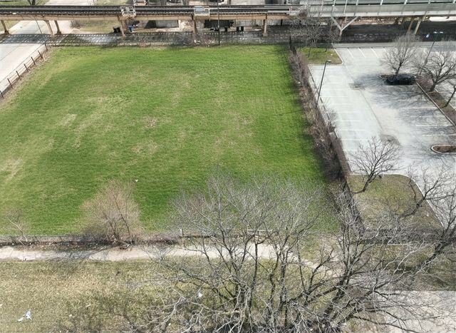 5415 S Prairie Avenue, Chicago, IL 60615