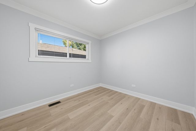 10422 S Green Bay Avenue, Chicago, IL 60617
