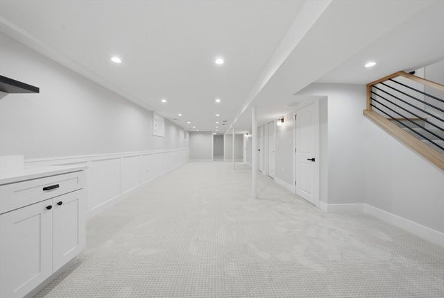 10422 S Green Bay Avenue, Chicago, IL 60617