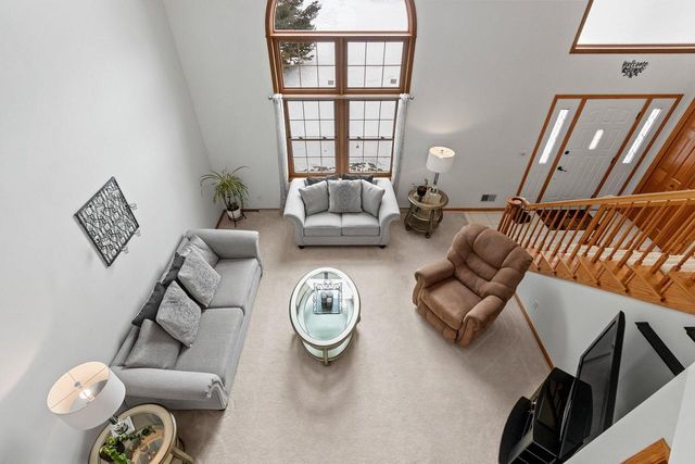 7351 Pine Grove LANE, Two Rivers, WI 54241