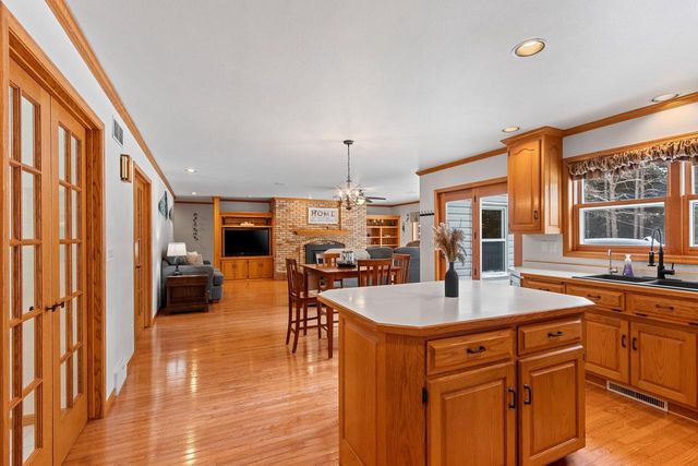 7351 Pine Grove LANE, Two Rivers, WI 54241