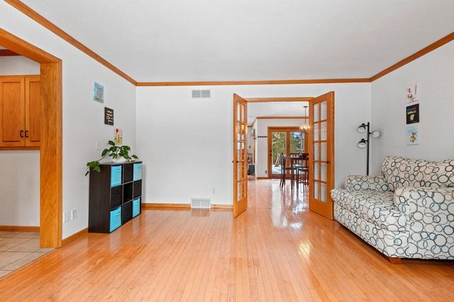 7351 Pine Grove LANE, Two Rivers, WI 54241