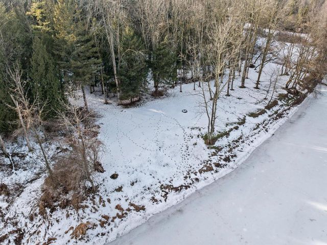 7351 Pine Grove LANE, Two Rivers, WI 54241