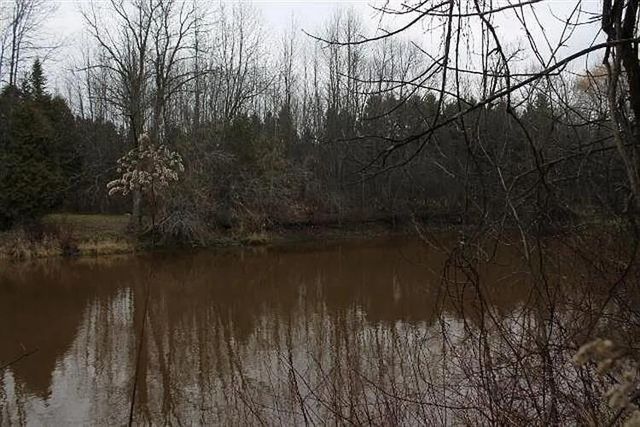 7351 Pine Grove LANE, Two Rivers, WI 54241