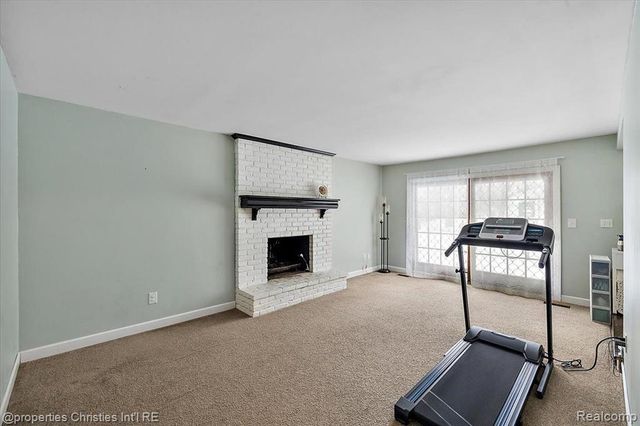 2482 Brenthaven Drive, Bloomfield Village, MI 48304