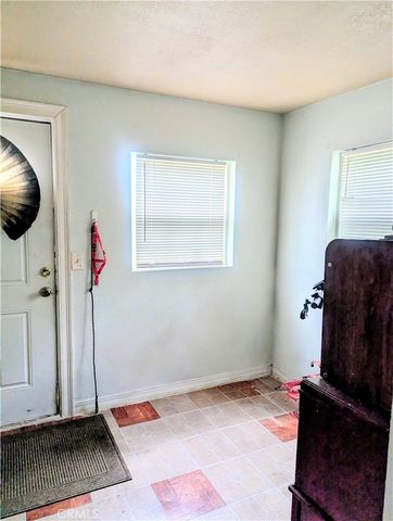 1220 5th Ave, Corning, CA 96021