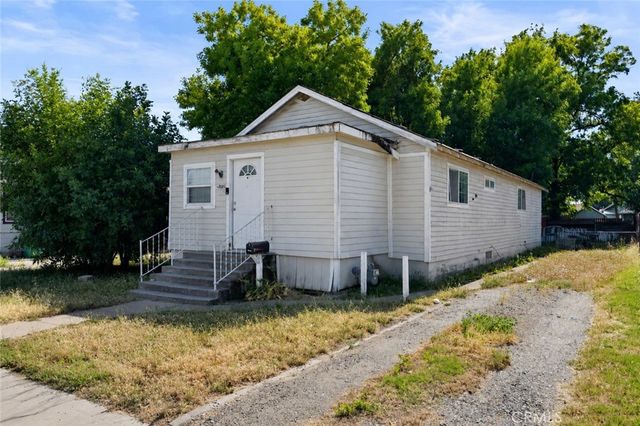 1220 5th Ave, Corning, CA 96021