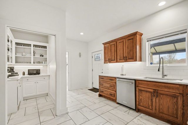 53303 Nadine Street, South Bend, IN 46637