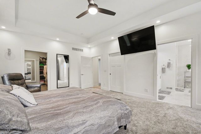 53303 Nadine Street, South Bend, IN 46637