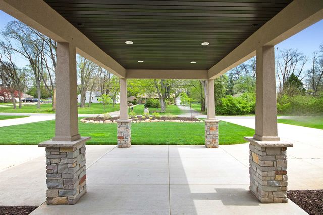 53303 Nadine Street, South Bend, IN 46637
