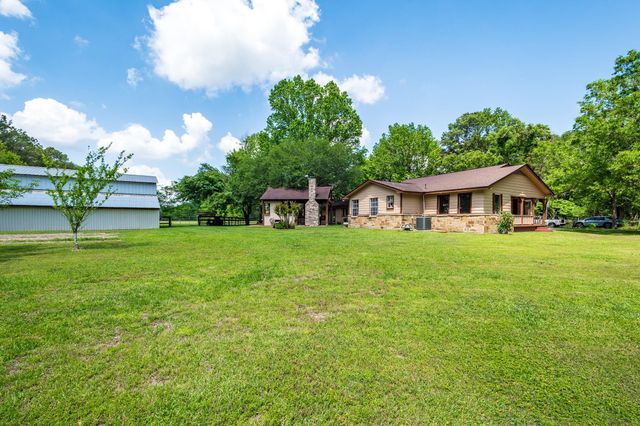 2870 Fostoria Tram Road, Cleveland, TX 77328