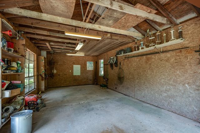 2870 Fostoria Tram Road, Cleveland, TX 77328