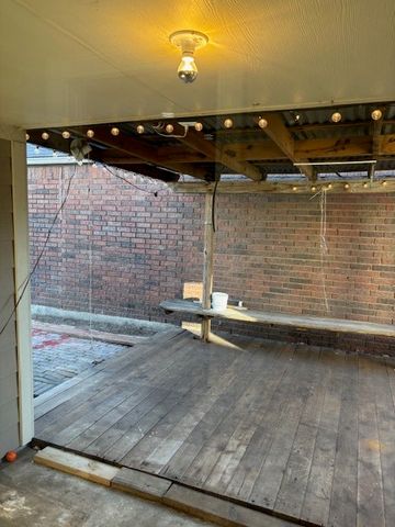 318 Teakwood Lane, Lewisville, TX 75067