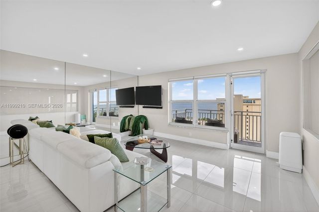 3000 E Sunrise Blvd 14C, Fort Lauderdale, FL 33304