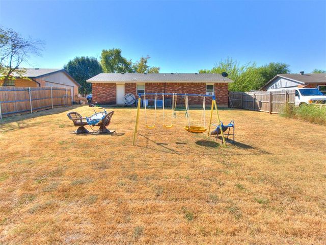 511 Holsey Drive, Noble, OK 73068