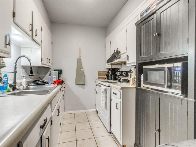 511 Holsey Drive, Noble, OK 73068