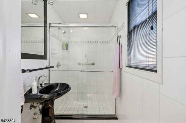 118 Byrd Ave, Bloomfield Twp., NJ 07003