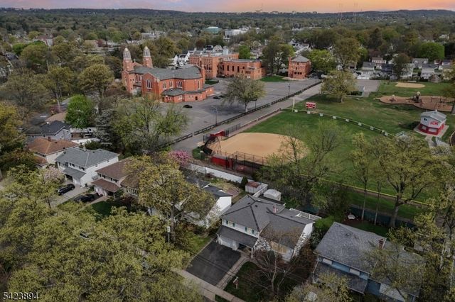 118 Byrd Ave, Bloomfield Twp., NJ 07003