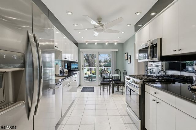 118 Byrd Ave, Bloomfield Twp., NJ 07003