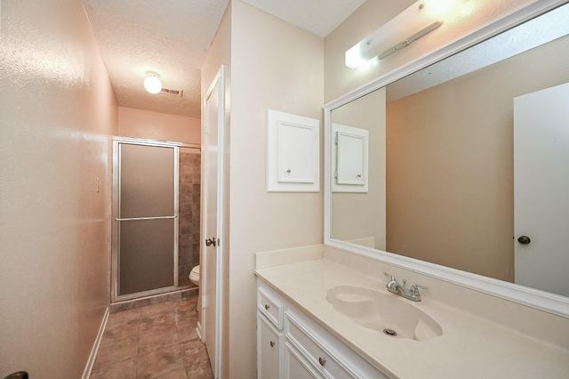 7918 Chancel Drive, Houston, TX 77071