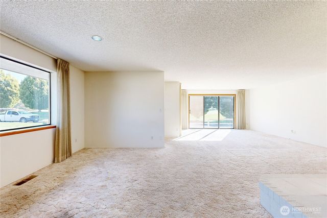 2441 Country Club Road, Walla Walla, WA 99362