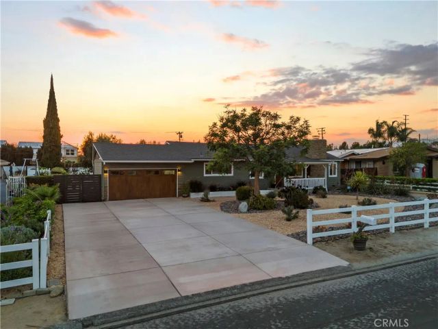 4935 Maureen Lane, Moorpark, CA 93021