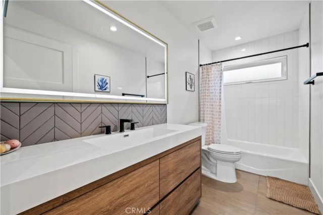 4935 Maureen Lane, Moorpark, CA 93021