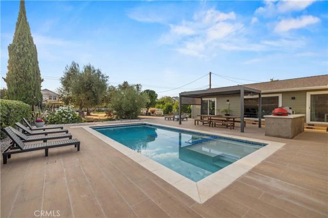 4935 Maureen Lane, Moorpark, CA 93021