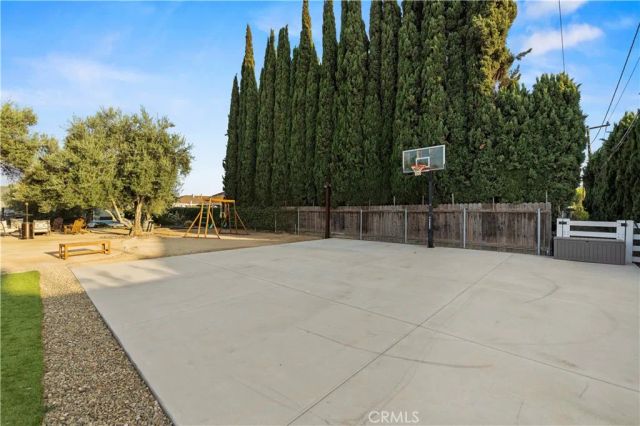 4935 Maureen Lane, Moorpark, CA 93021