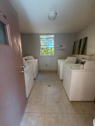 4304 NW 9th Ave 2-3B, Deerfield Beach, FL 33064