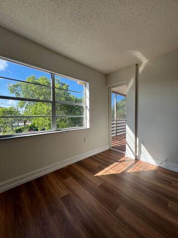 4304 NW 9th Ave 2-3B, Deerfield Beach, FL 33064