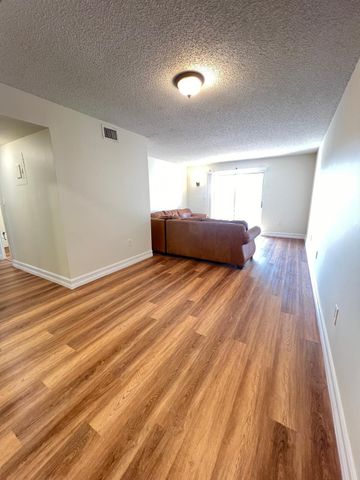 4304 NW 9th Ave 2-3B, Deerfield Beach, FL 33064