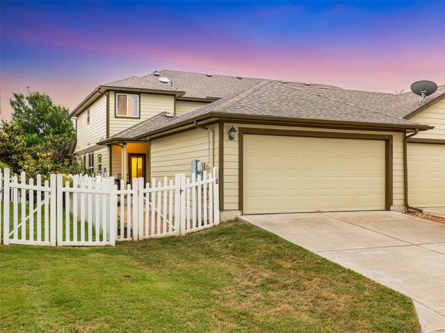 532 Lookout Tree LN, Round Rock, TX 78664