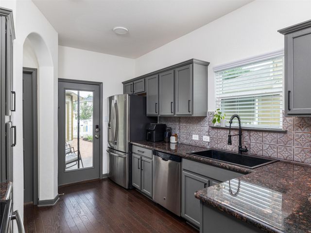 532 Lookout Tree LN, Round Rock, TX 78664