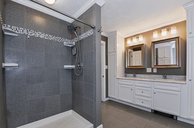 194 W Sutton Rd, Sutton, MA 01590